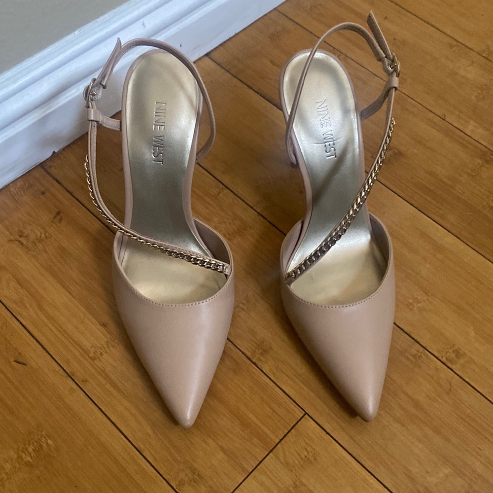 Nine West “Chain Embellished Pointed-Toe Heel” - image 1